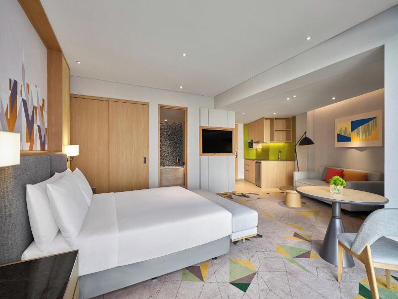 Holiday Inn Suites Vientiane By Ihg image