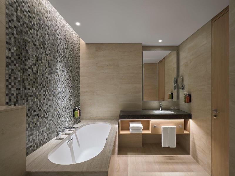 Holiday Inn Suites Vientiane By Ihg image