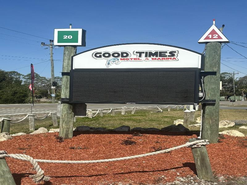 Good Times Motel And Marina 4