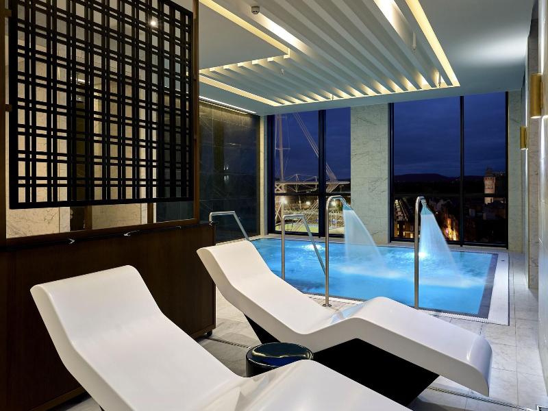 The Parkgate Hotel image