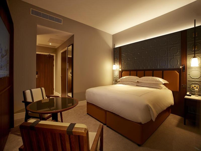 The Parkgate Hotel image