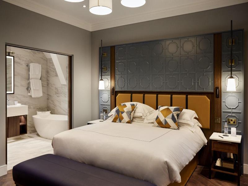 The Parkgate Hotel image