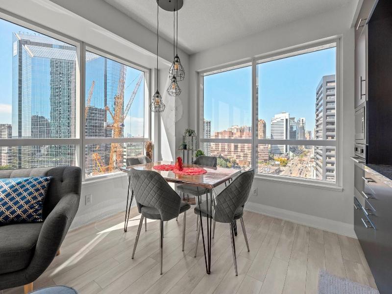 Modern Apartments In North York