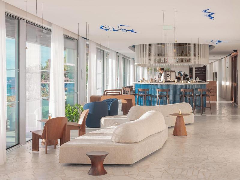 Bleu Hotel Spa image