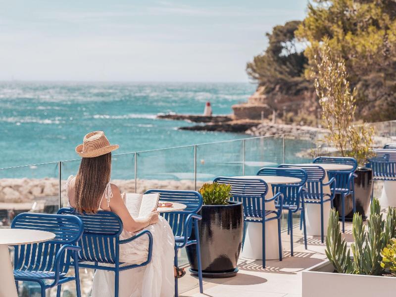 Bleu Hotel Spa image