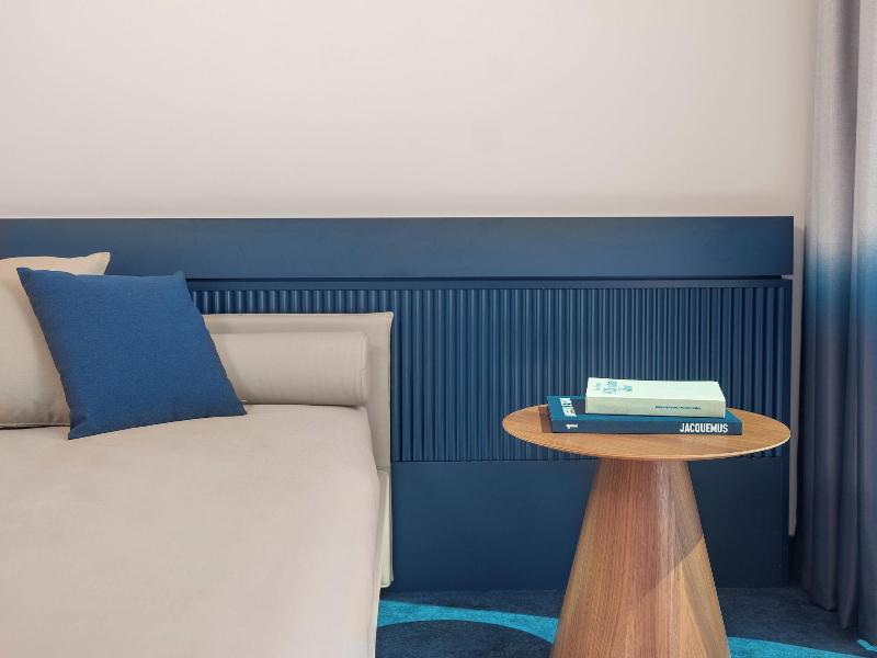 Bleu Hotel Spa image