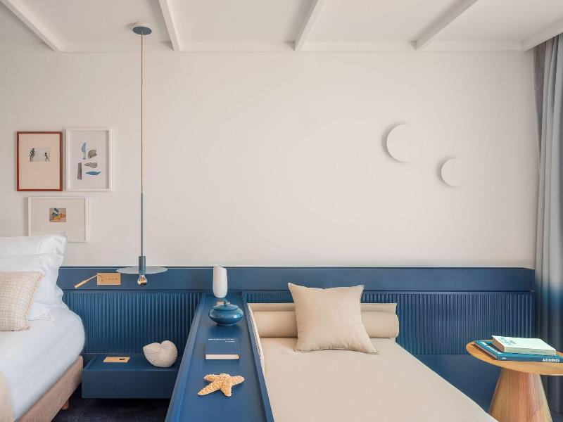 Bleu Hotel Spa image