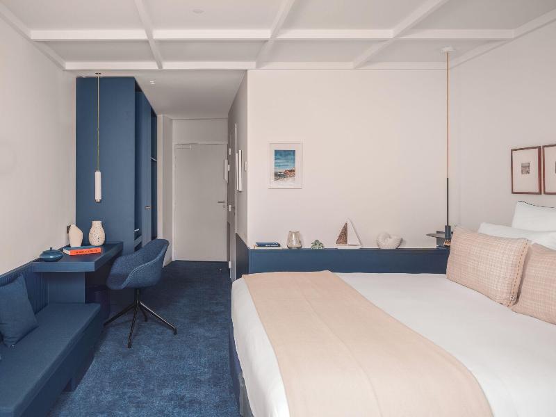 Bleu Hotel Spa image