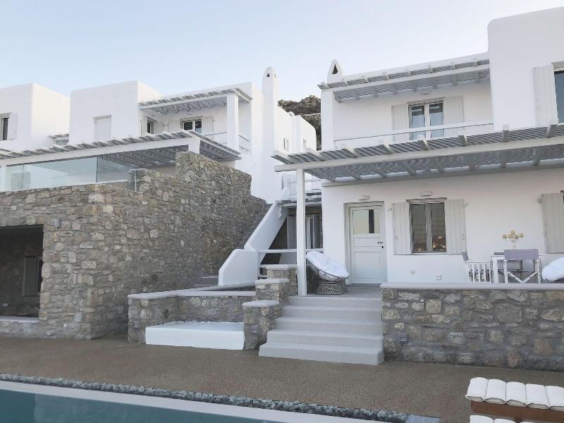 Amaris Mykonian Residence