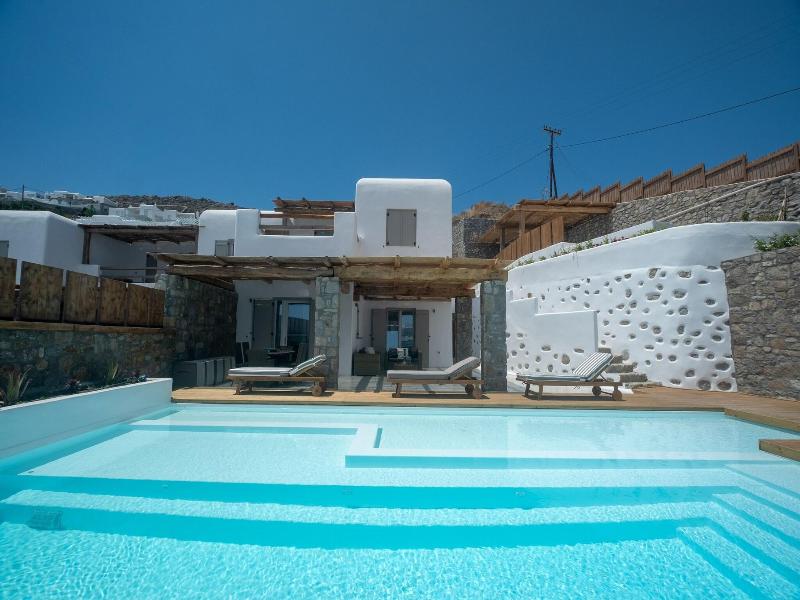 Amaris Mykonian Residence