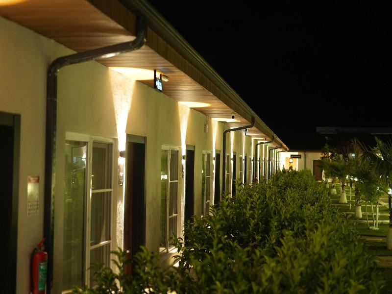 Expo Garden Hotel