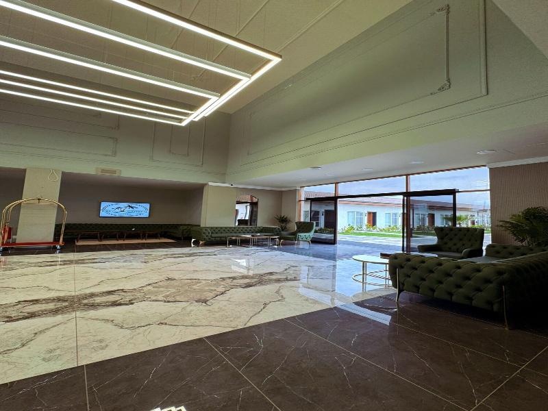 Expo Garden Hotel