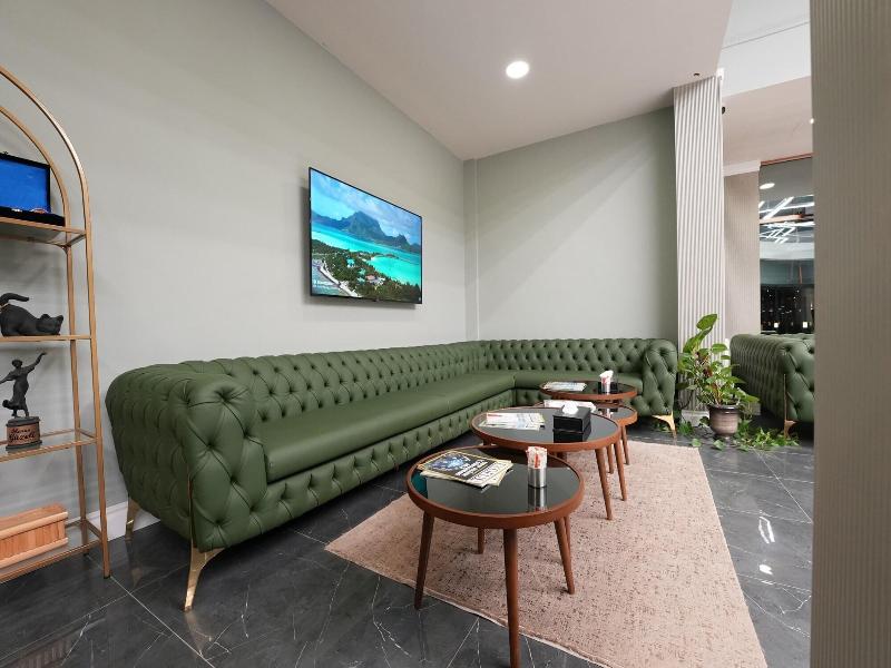 Expo Garden Hotel