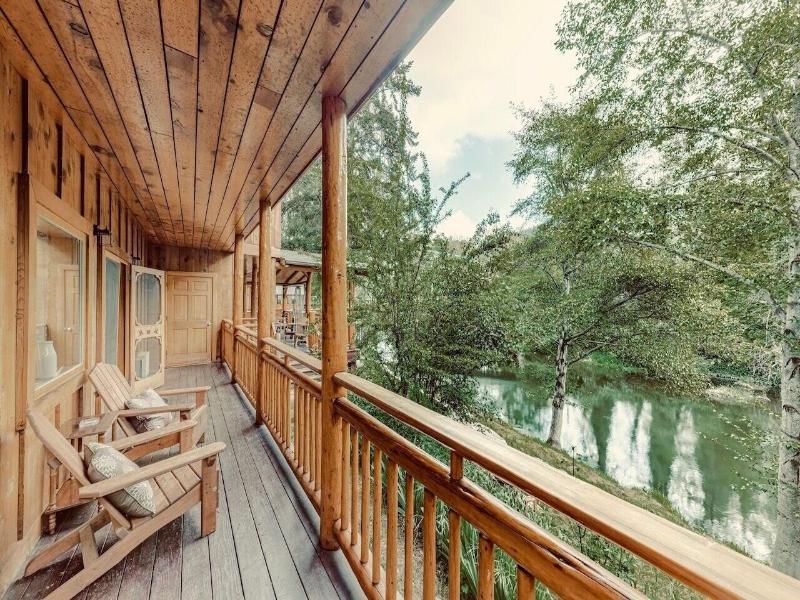 The Lindsay Lodge Restaurant