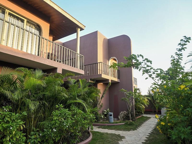 Teakwood Gir Forest Resort