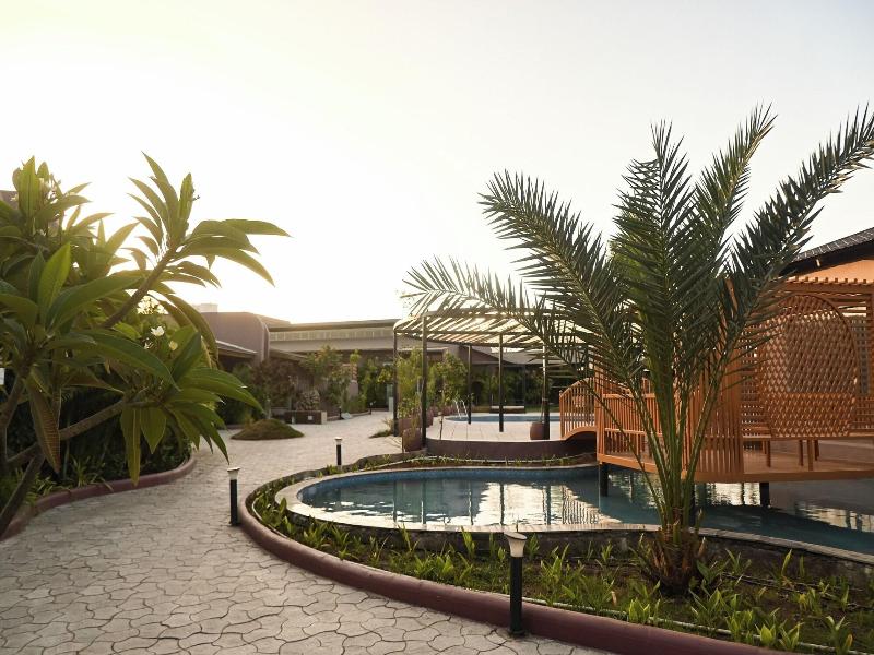 Teakwood Gir Forest Resort