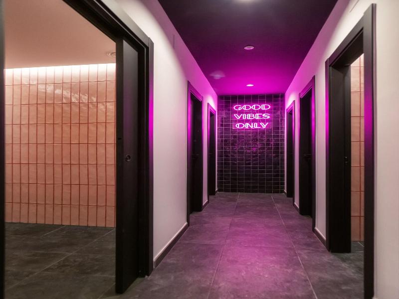 Wonder Hostel image