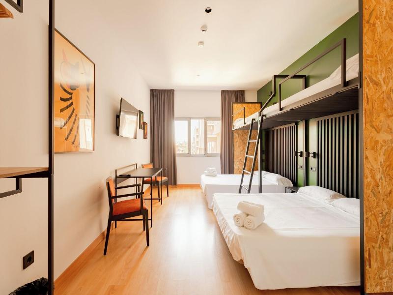 Wonder Hostel image