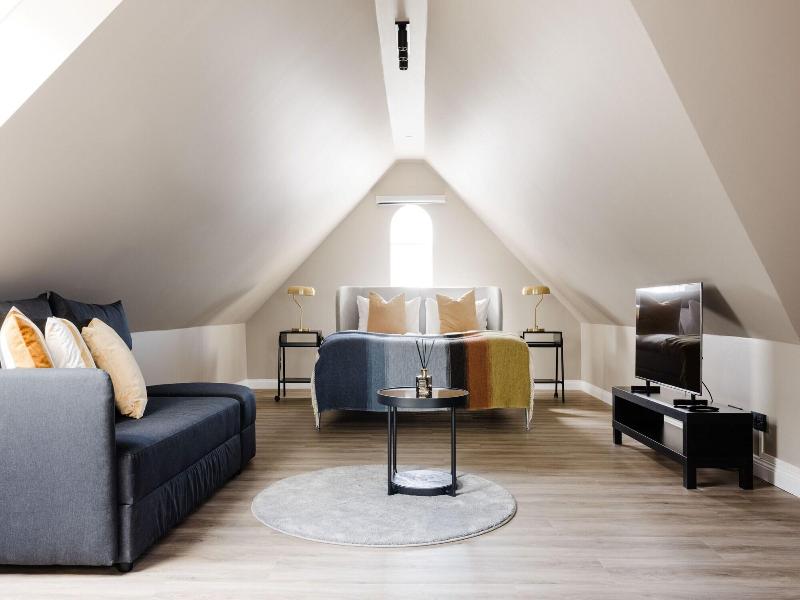 Oddsson Downtown Hotel image