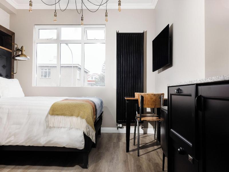 Oddsson Downtown Hotel image