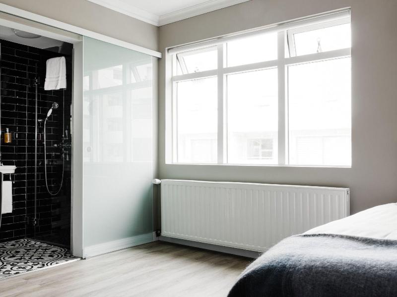 Oddsson Downtown Hotel image