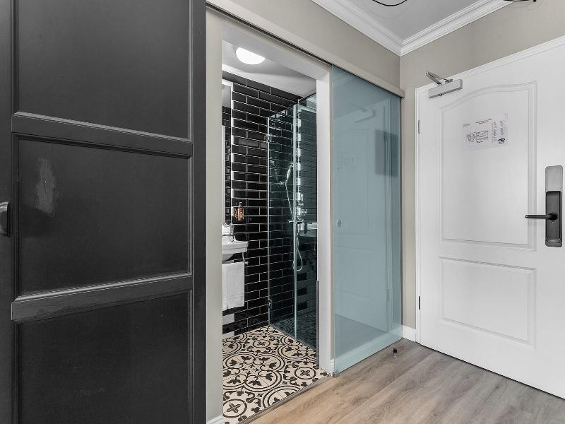 Oddsson Downtown Hotel image