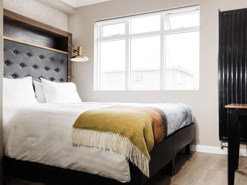 Oddsson Downtown Hotel image