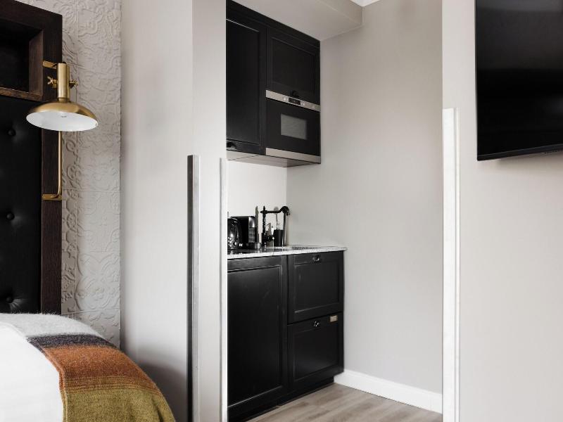 Oddsson Downtown Hotel image