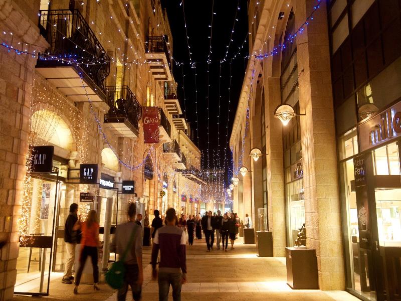 Brown Mamilla — general view