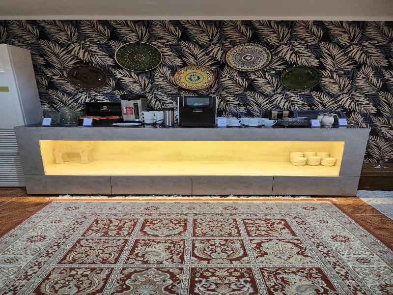 Hotel Dehlavi image