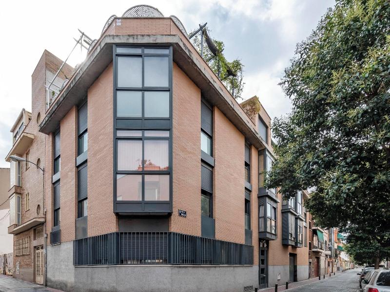 Go Madrid Apartments By Olala Homes image