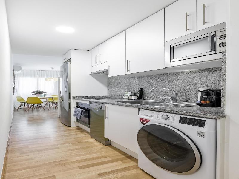 Go Madrid Apartments By Olala Homes image