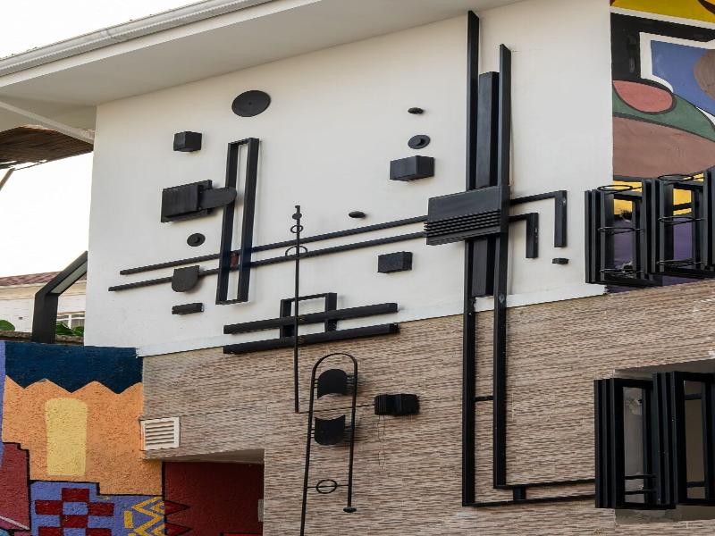 Brickspoint Boutique Aparthotel Asokoro image