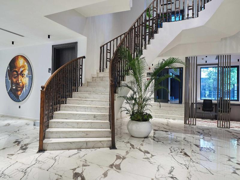 Brickspoint Boutique Aparthotel Asokoro image