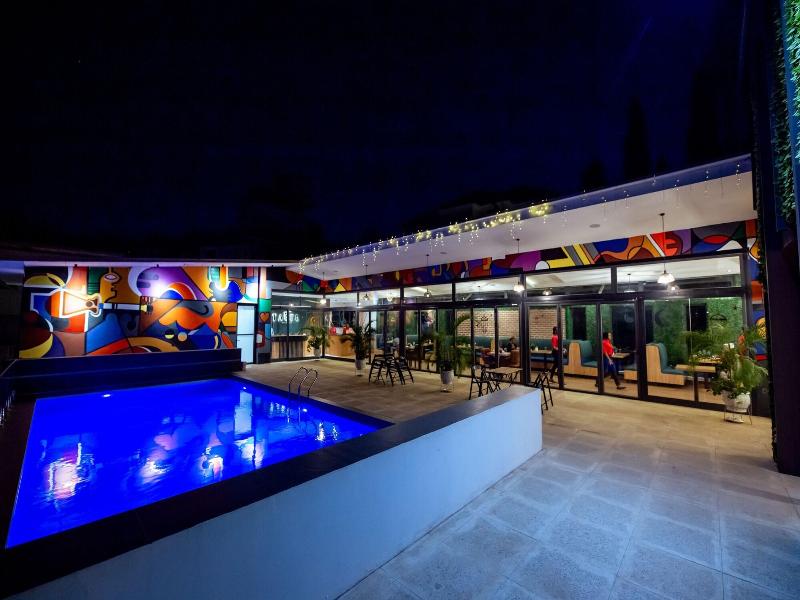 Brickspoint Boutique Aparthotel Asokoro image