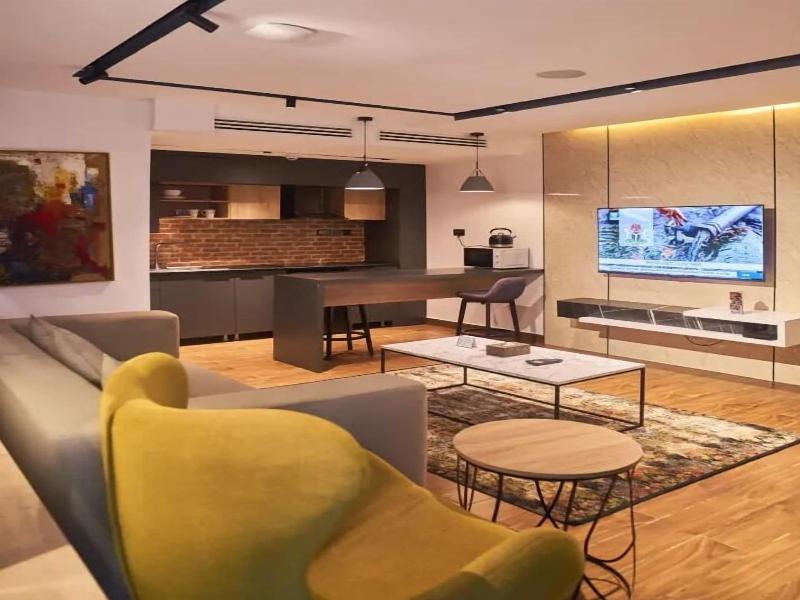 Brickspoint Boutique Aparthotel Asokoro image
