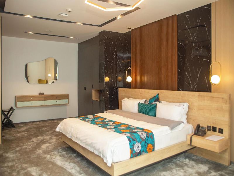 Brickspoint Boutique Aparthotel Asokoro image