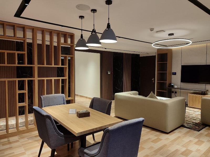 Brickspoint Boutique Aparthotel Asokoro image
