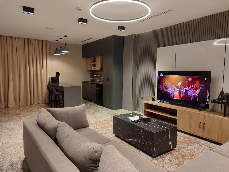 Brickspoint Boutique Aparthotel Asokoro image