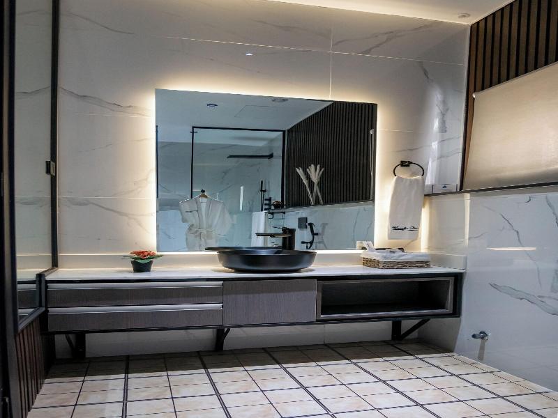 Brickspoint Boutique Aparthotel Asokoro image