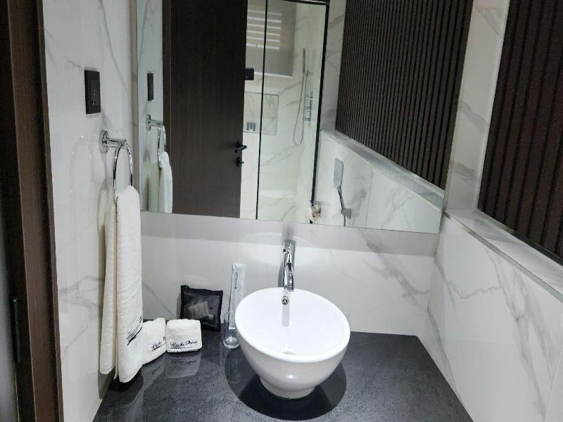 Brickspoint Boutique Aparthotel Asokoro image