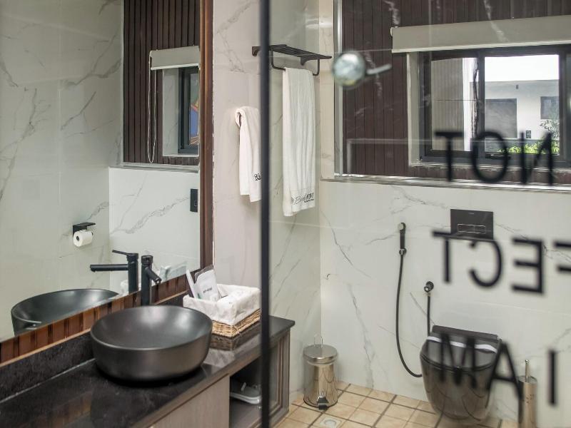 Brickspoint Boutique Aparthotel Asokoro image