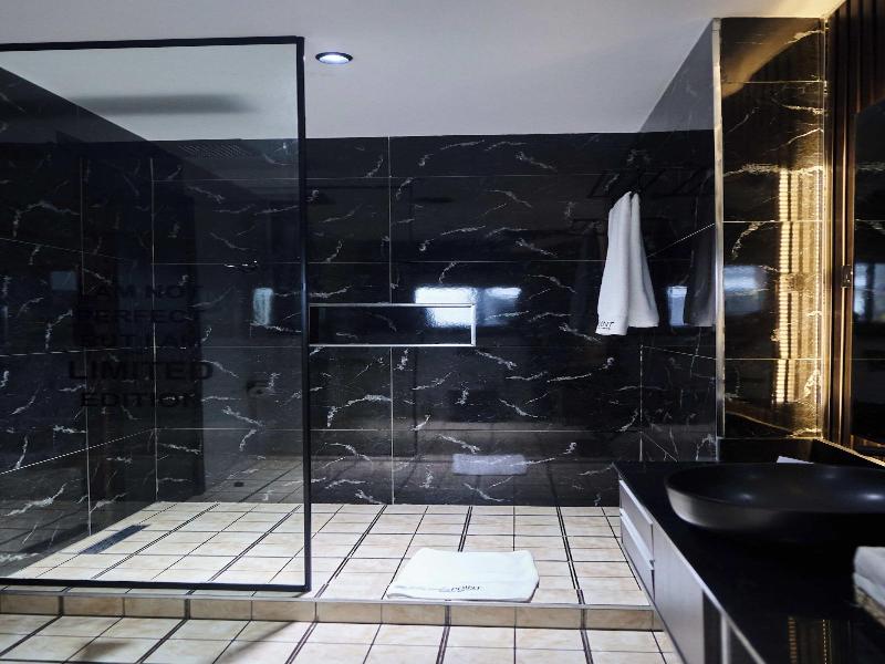 Brickspoint Boutique Aparthotel Asokoro image