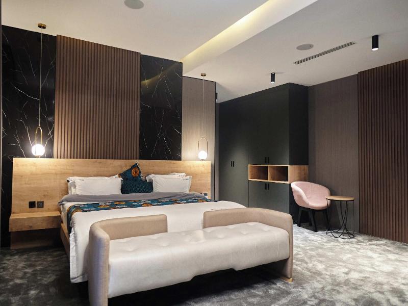 Brickspoint Boutique Aparthotel Asokoro image