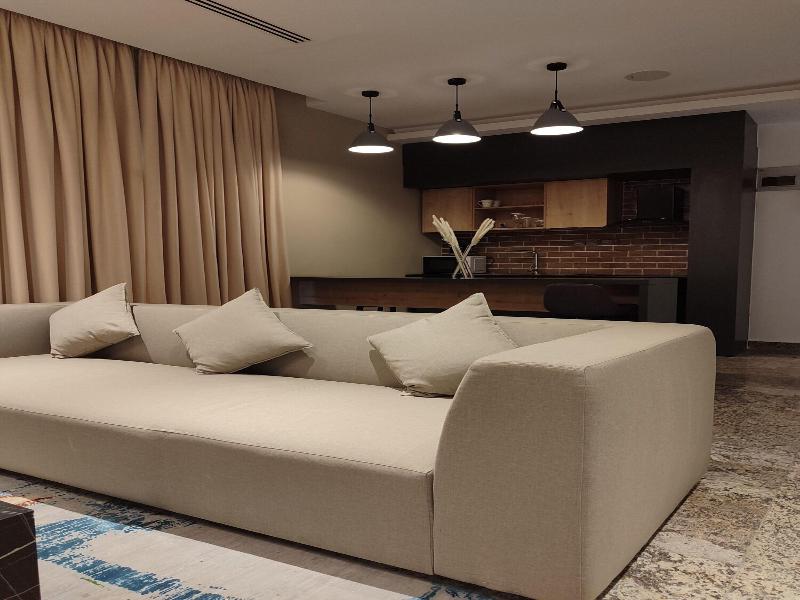 Brickspoint Boutique Aparthotel Asokoro image