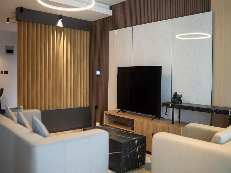 Brickspoint Boutique Aparthotel Asokoro image
