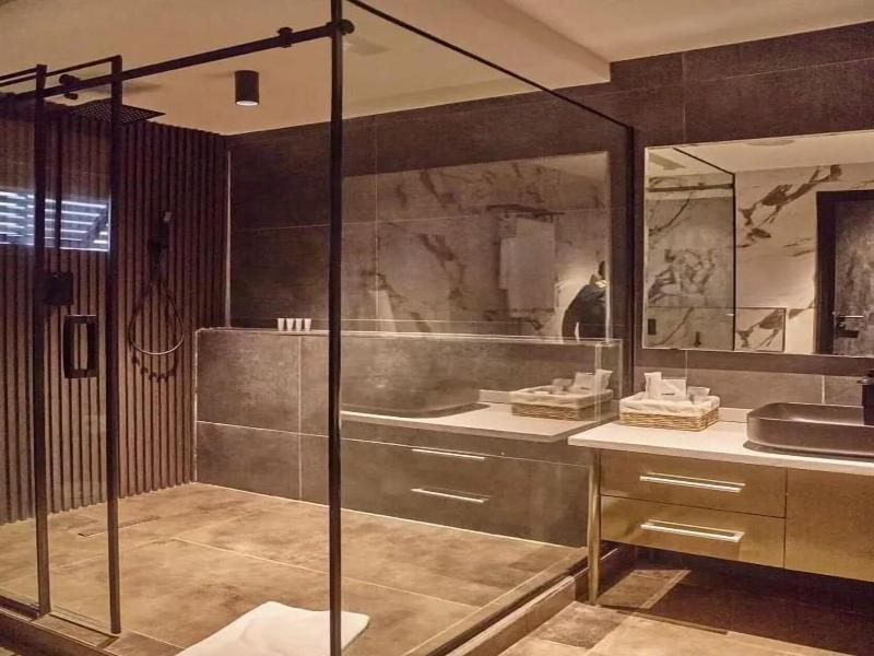 Brickspoint Boutique Aparthotel Asokoro image