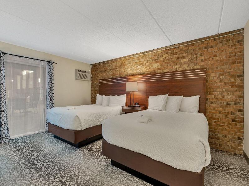 The Hudson Inn 4