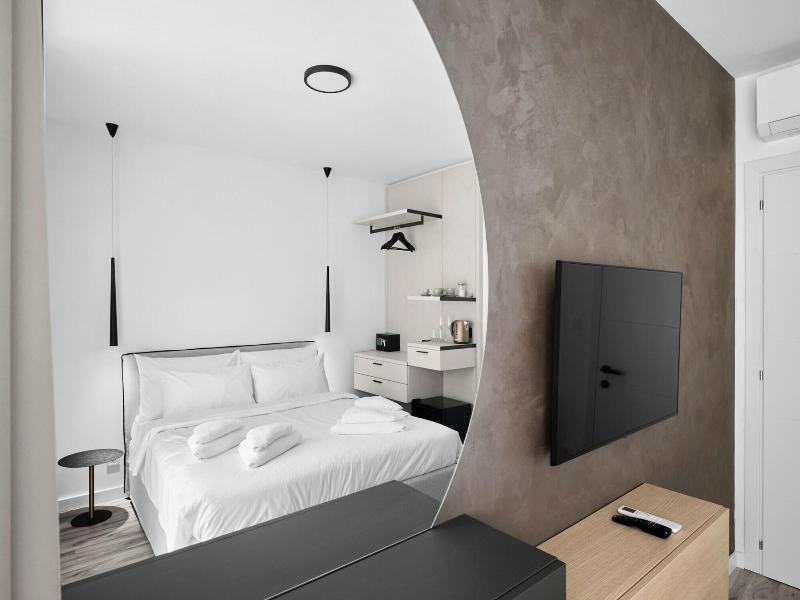 Collect Residence image