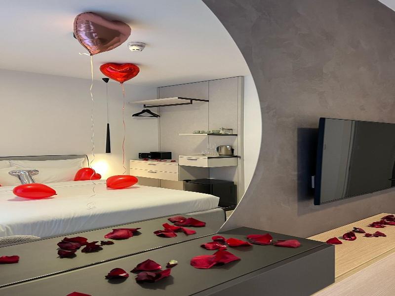 Collect Residence image